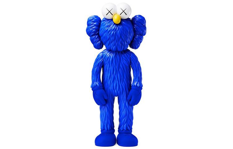Kaws Bearbricks и коллекционный предмет KAWS BFF Open Edition Vinyl Figure Blue 33cm