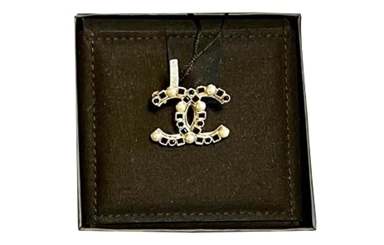 Chanel Брошь C