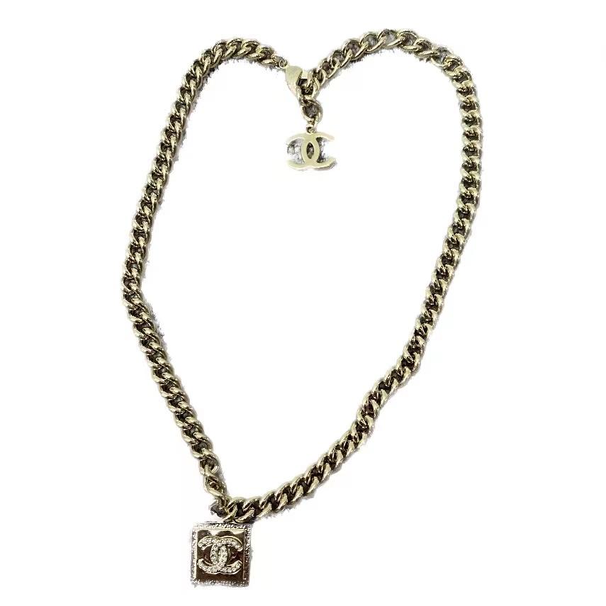 Chanel Цепочка Logo