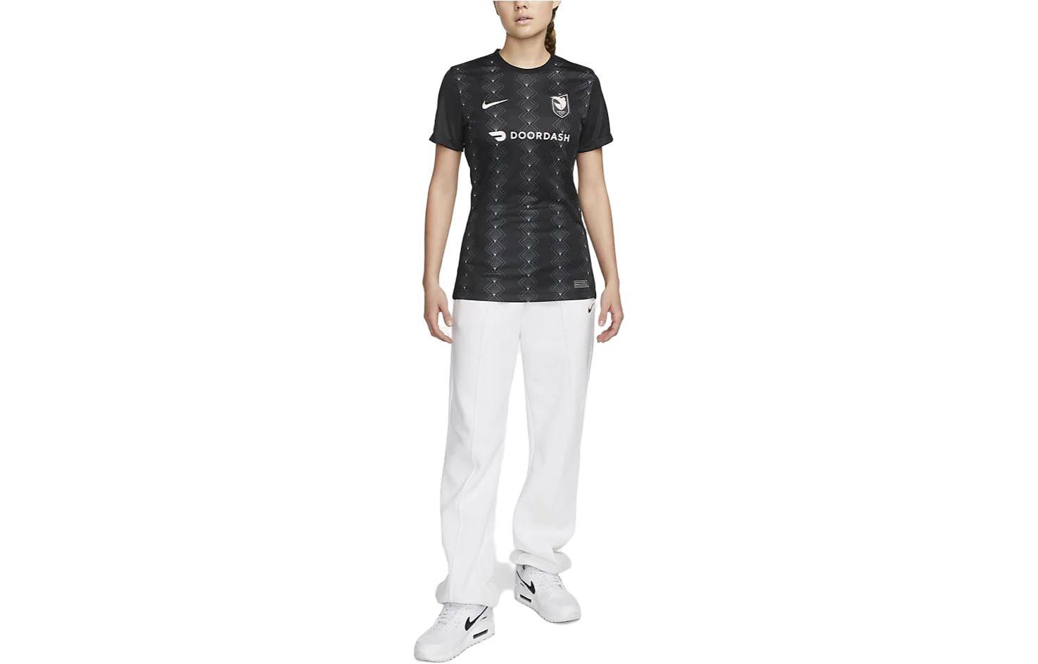 Nike Футболка T