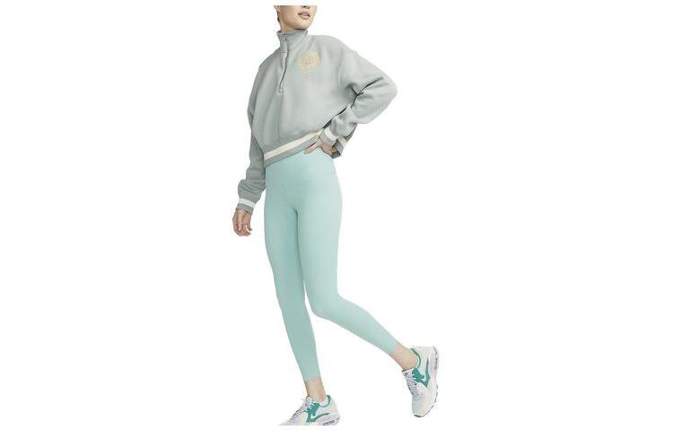 Nike Легинсы и термобелье 